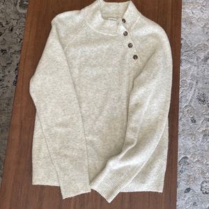 Button neck sweater